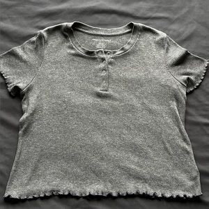 American Eagle, dark gray short sleeve, size small